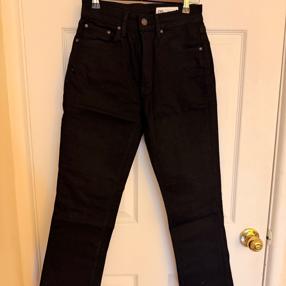 Zara Black high-waisted denim jeans